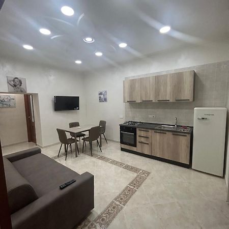 Dora House Valentino Apartamento Nápoles Exterior foto